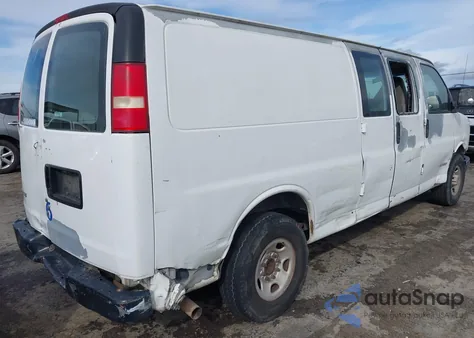 2003 Chevrolet Express z USA, uszkodzony, nr VIN 1GCGG29U931219131